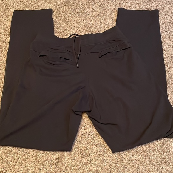 Lululemon men’s pants size large. - Picture 8 of 9